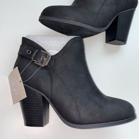 đ„Daisy fuentes womenâs boot szâ7âNew - Picture 1 of 5